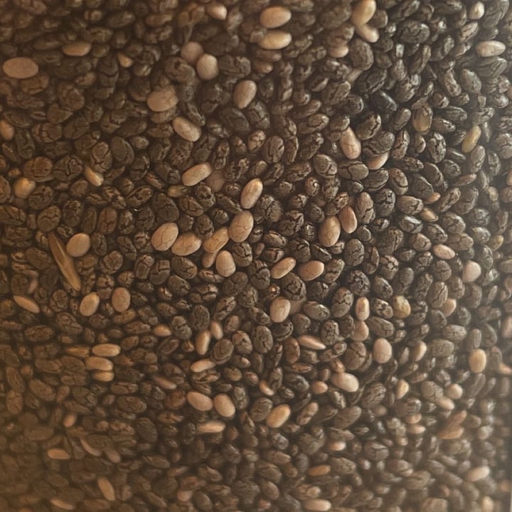 photo of RAW Vibrant Living Organic Black Chia Seeds shared by @bryanvegan on  17 Feb 2023 - review