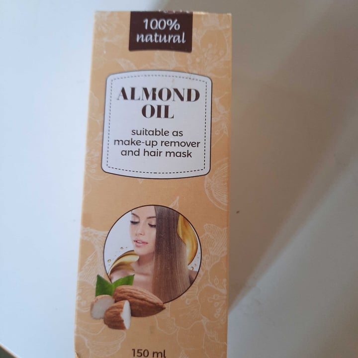 photo of 100% natural Almond Oil shared by @doniabillion44 on  12 Aug 2023 - review