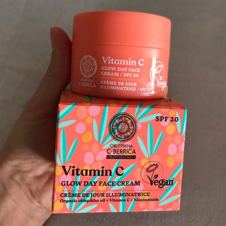 photo of Oblephika C-Berrika Vitamin C Glow Day Face Cream / SPF20 shared by @sabela on  04 Jul 2023 - review