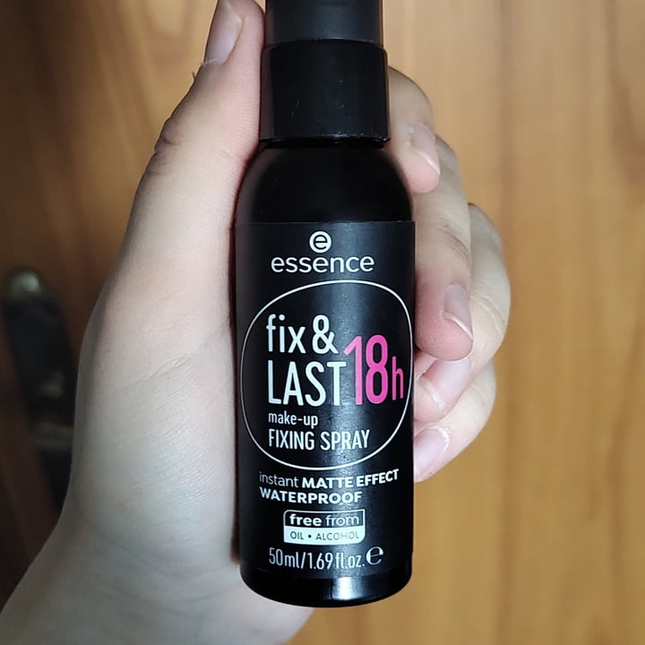 photo of Essence  Fix & Last shared by @the-vegan-one on  21 Jun 2023 - review