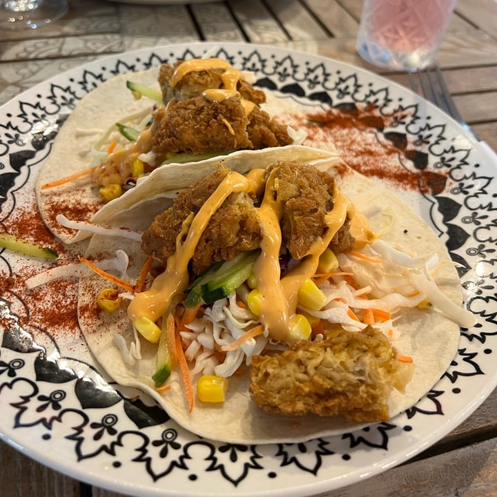 photo of Nature cafe bar Crispy Chicken Taco shared by @jess-m-wright on  15 Apr 2023 - review