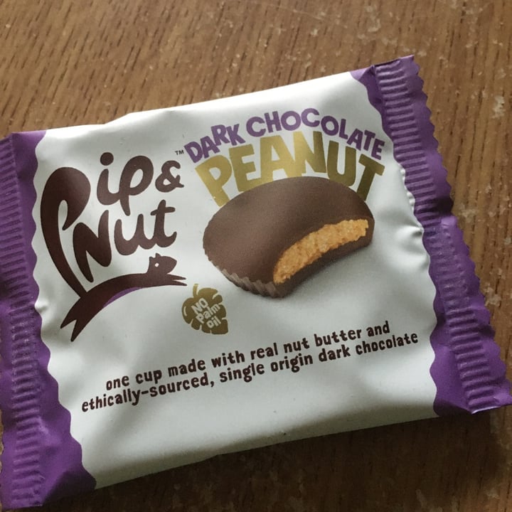 photo of Pip & Nut dark chocolate peanut shared by @valedv on  27 Jan 2023 - review