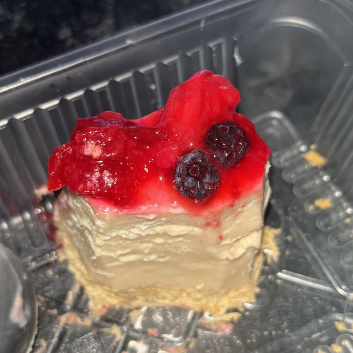 photo of El patio vegan Cheesecake shared by @micaelardn14 on  01 Jun 2023 - review