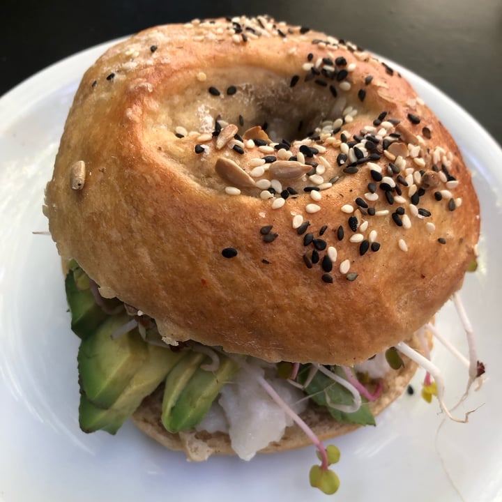 photo of Oso Blanco café de especialidad Bagel De Palta Y Queso shared by @shelterforfoxes on  14 Jan 2023 - review