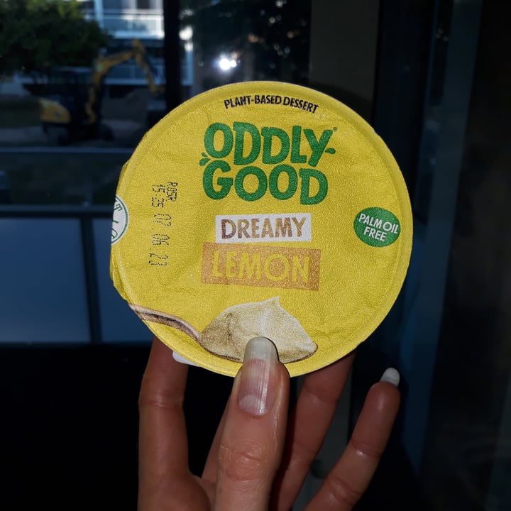 photo of ODDLY GOOD dreamy lemon shared by @adropoceanic on  07 Jun 2023 - review