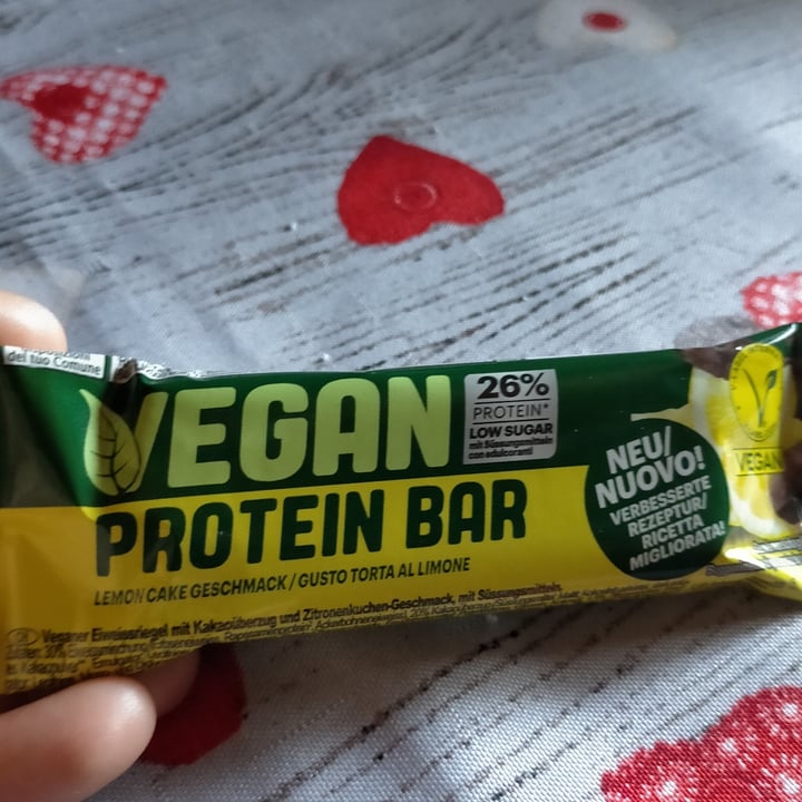 photo of Lidl vegan protein bar gusto torta al limone shared by @michelalessandra on  18 Jun 2023 - review