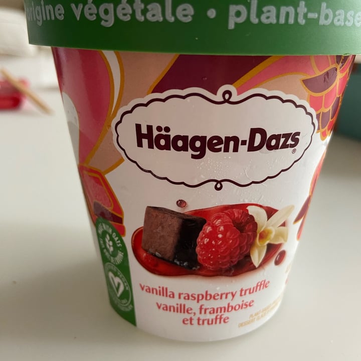 photo of Häagen-Dazs Vanilla Raspberry Truffle shared by @wintergirl on  05 Apr 2023 - review