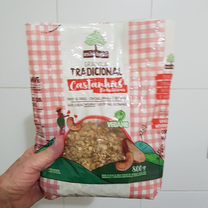 photo of Mãe Terra Granola Castanhas Brasileiras shared by @mary-zimm on  16 May 2023 - review