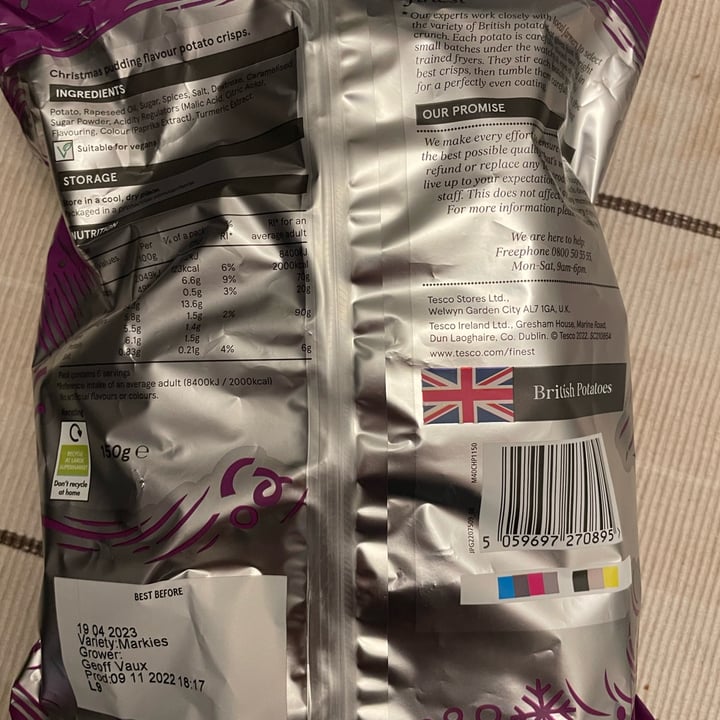 photo of Tesco Finest christmas pudding flavour limited edition crisps shared by @ct77 on  25 Dec 2022 - review