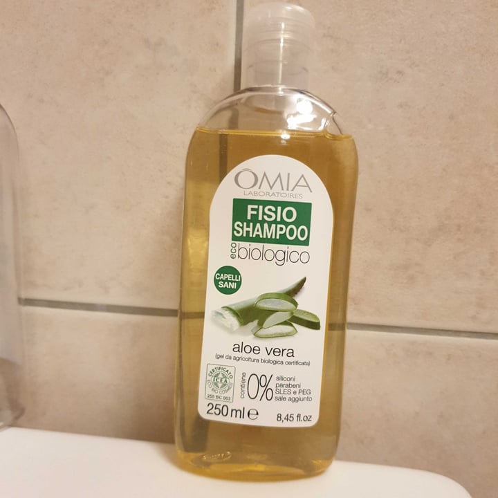 photo of Omia Laboratoires Fisio Shampoo All'aloe Vera shared by @darkessa on  20 Apr 2023 - review