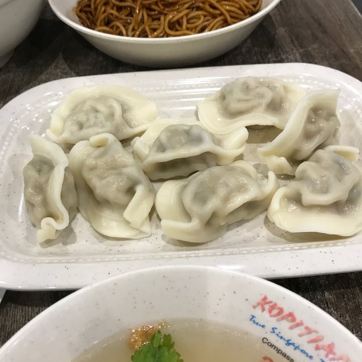 photo of Bao Su Zhai 寶素齋 Vegan dumplings shared by @ziggyradiobear on  25 Mar 2023 - review