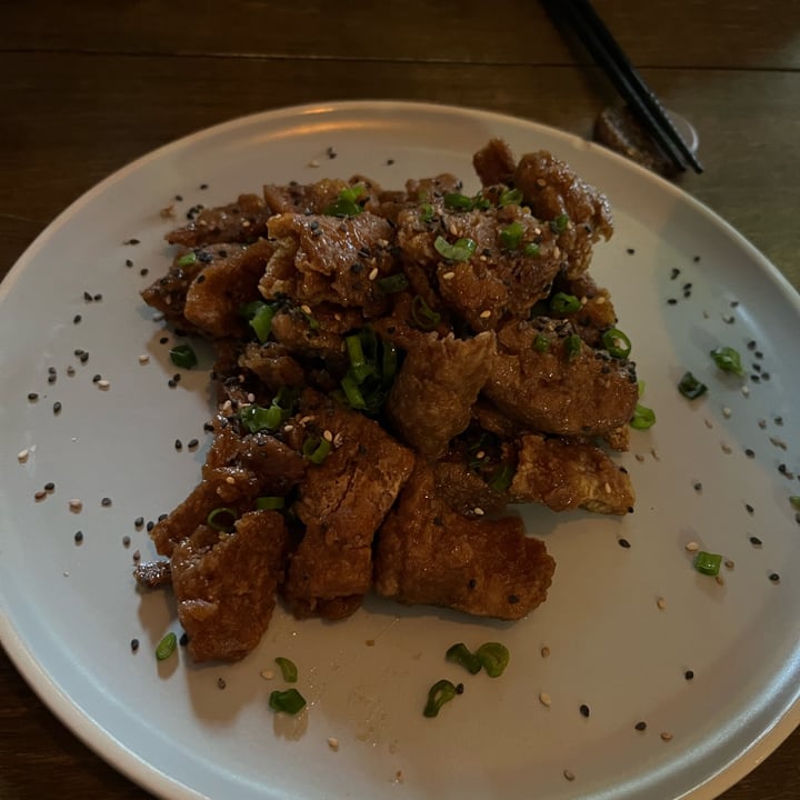 photo of Vegan Ramen Mei CDMX Orange Pollo shared by @luzhvr on  22 May 2023 - review