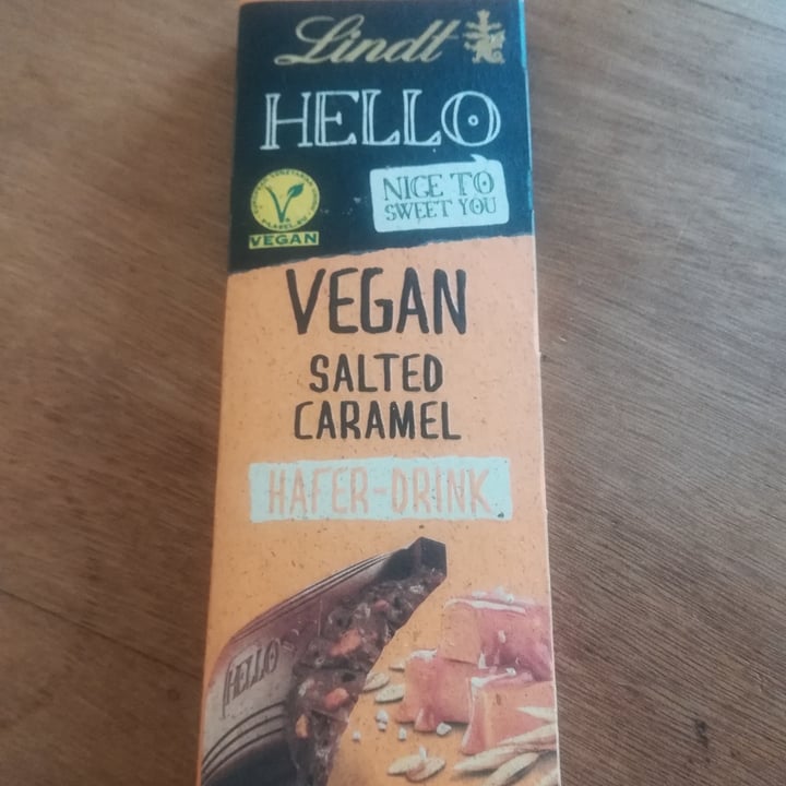 photo of Lindt Hello Vegan Salted Caramel shared by @kimomo on  04 May 2023 - review