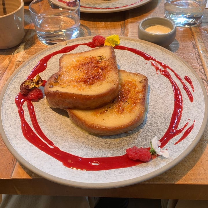 photo of mallow Creme Brulee Brioche French Toast shared by @luketaylor on  14 May 2023 - review