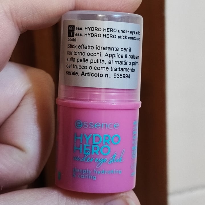 photo of Essence  hydro hero shared by @effeesse on  25 Jan 2023 - review