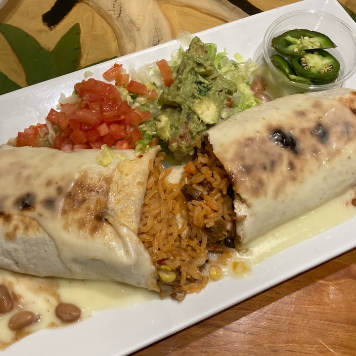 photo of Cocina De Carlos Burrito Mijas shared by @vgnbtw on  15 Feb 2023 - review