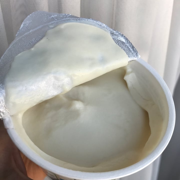 photo of Valsoia yogurt bianco naturale zero zuccheri shared by @eml on  16 Aug 2023 - review