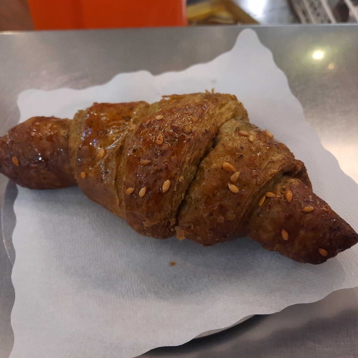 photo of Frigidarium croissant ortica e miglio shared by @fannie82 on  30 Jul 2023 - review