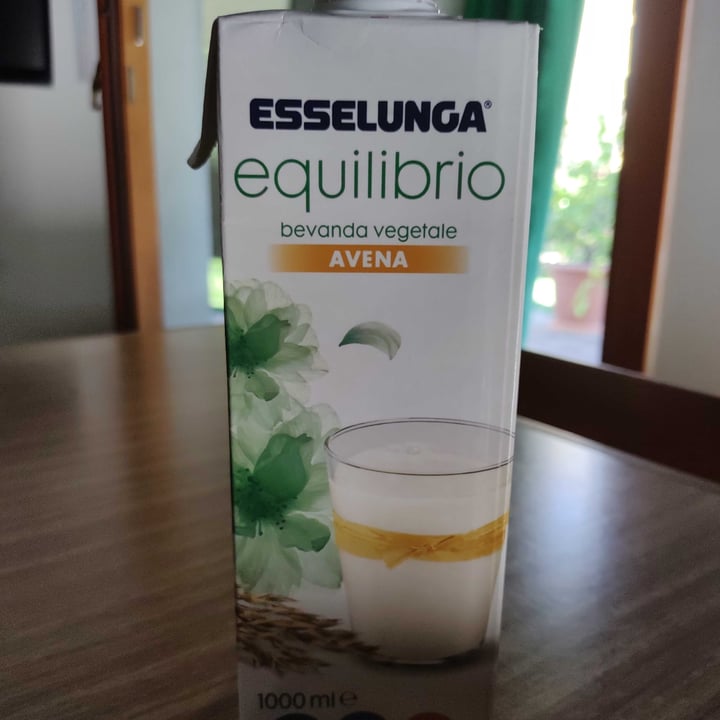 photo of Esselunga equilibrio bevanda vegetale all’avena shared by @giulyr98 on  07 Aug 2023 - review