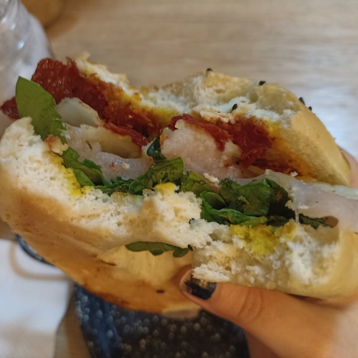 photo of Mönt take away Bagel shared by @arrobayani on  21 Jan 2023 - review