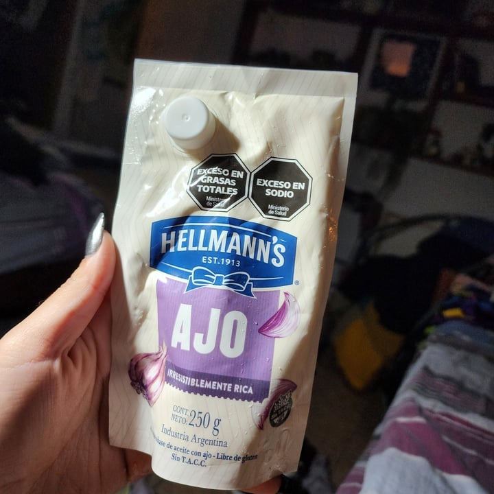 photo of Hellmann’s Aderezo de Ajo shared by @azzu on  28 Mar 2023 - review