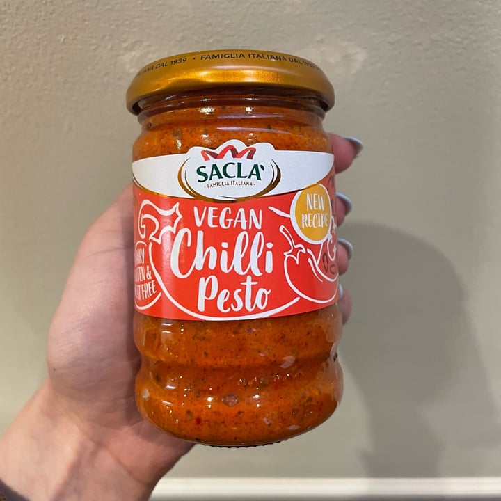 photo of Sacla' Vegan Chilli Pesto shared by @appleappleamanda on  27 May 2023 - review