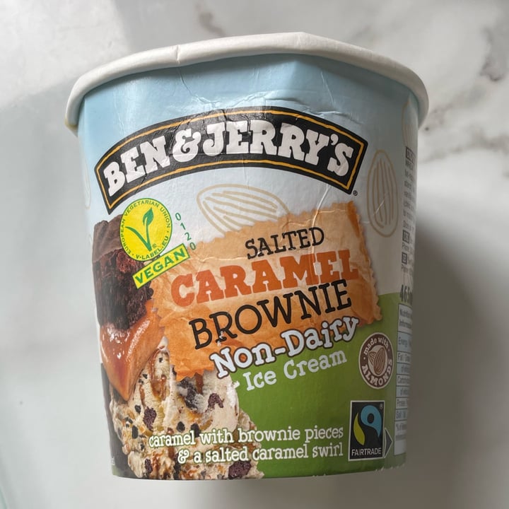 photo of Ben & Jerry's Salted caramel brownie shared by @plantbasedprincess18 on  19 Apr 2023 - review
