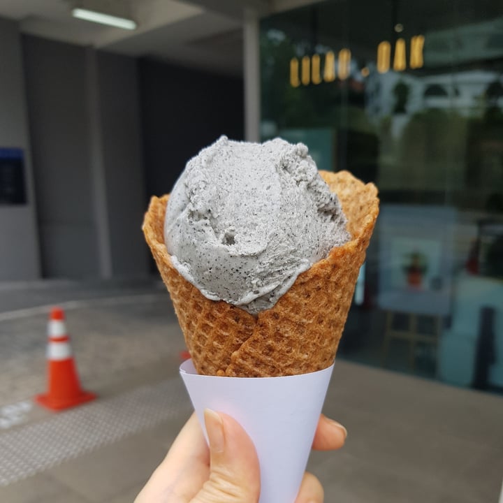 photo of Lilac Oak Black Sesame Gelato shared by @shanna on  02 Aug 2023 - review