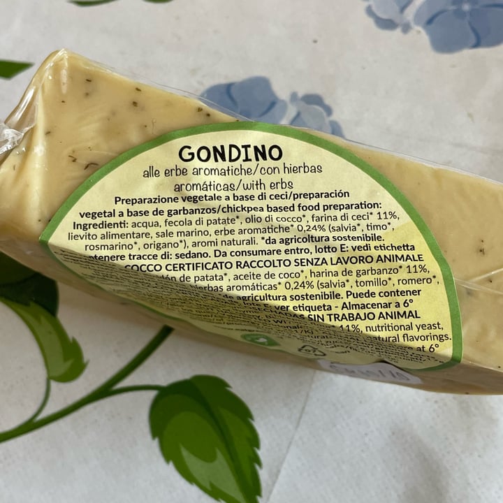 photo of Pangea Foods Gondino alle erbe aromatiche shared by @akob98 on  09 May 2023 - review
