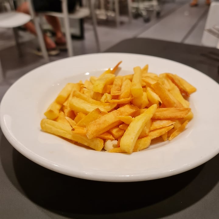 photo of IKEA Restaurant french fries shared by @parismelody on  30 Mar 2023 - review