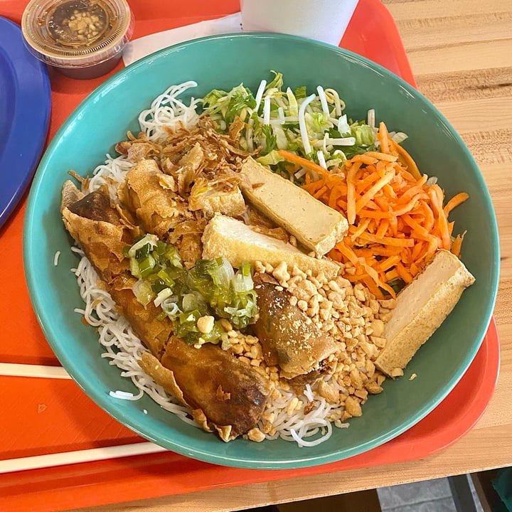 photo of Pho Street BYO Vermicelli shared by @curvycarbivore on  07 May 2023 - review