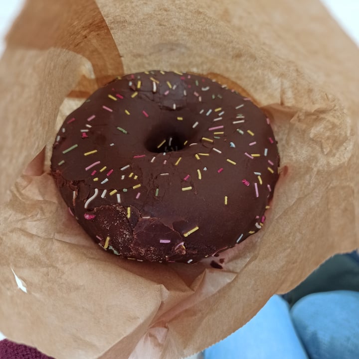 photo of Down to Earth Coffee Chocolate Donut shared by @gingerica on  30 Apr 2023 - review