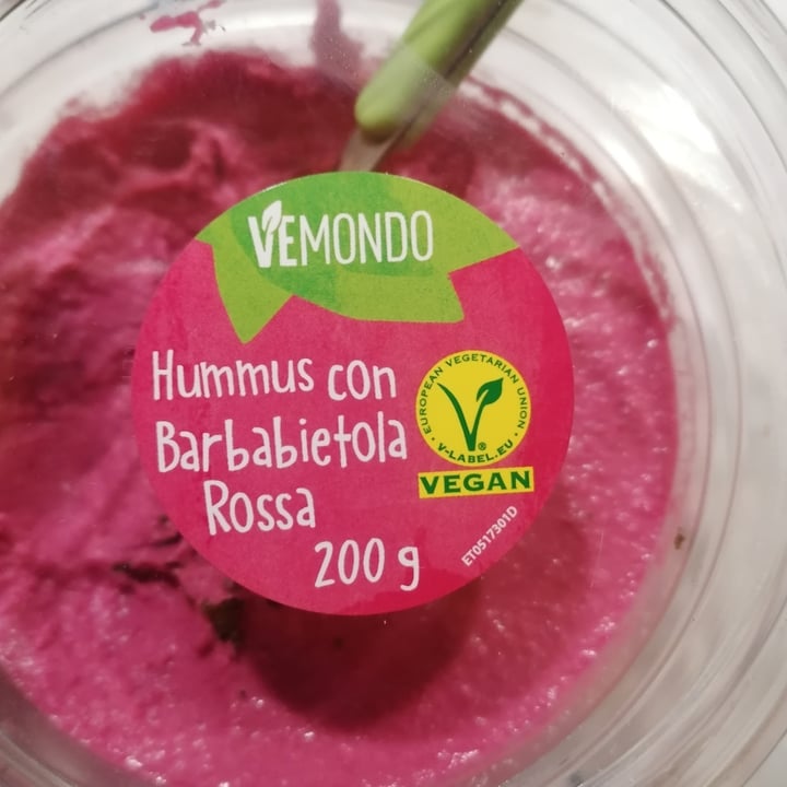 photo of Vemondo hummus barbabietola rossa shared by @mizzom on  31 Mar 2023 - review