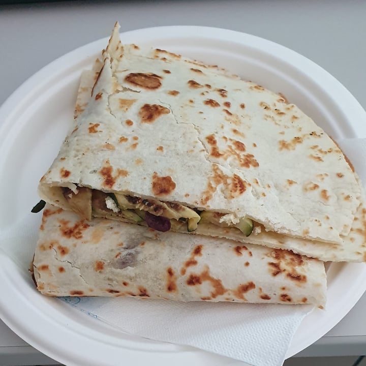 photo of Piadineria Piadino Saluzzo Piadina Tofu, Olive E Verdure Grigliate shared by @lorigripshi on  31 Jul 2023 - review