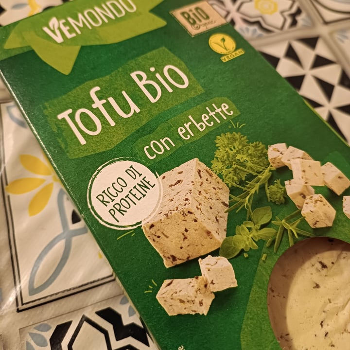 photo of Vemondo Tofu Bio con Erbette shared by @lavandula on  06 Feb 2023 - review