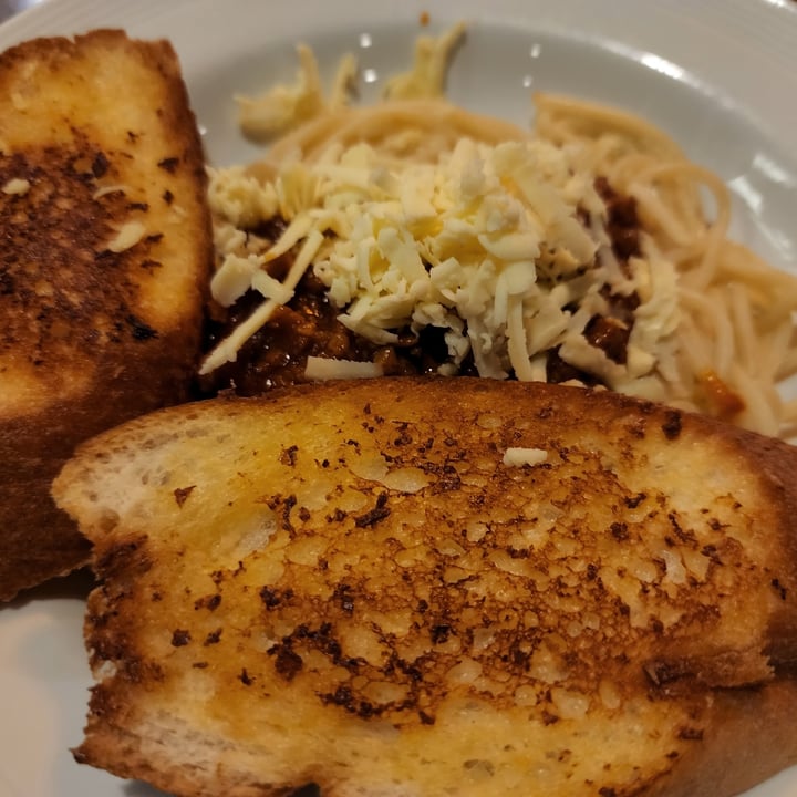 photo of Pancake House Plant-based Spaghetti with Garlic Bread shared by @teamaldous on  07 Jan 2023 - review