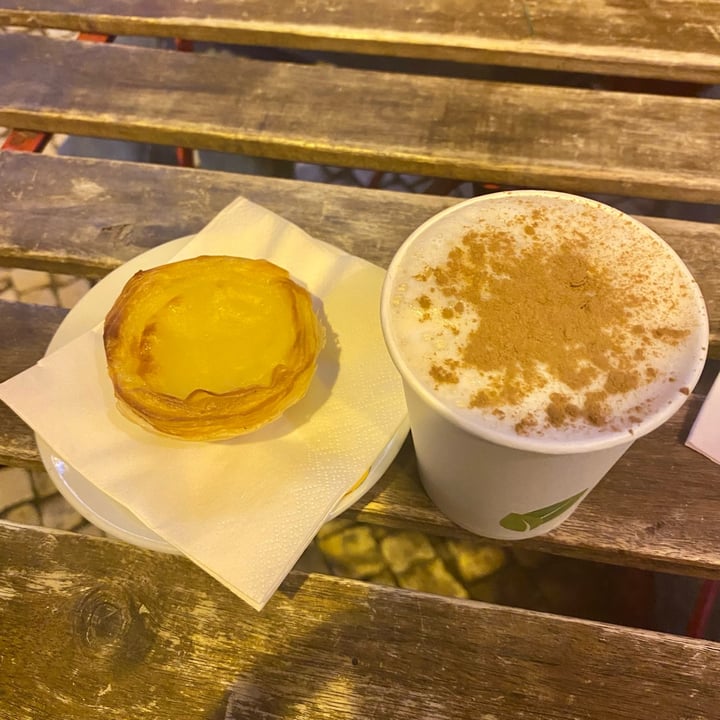photo of Vegan Nata / A Carioca Pastel de nata shared by @ohbrie on  29 Dec 2022 - review