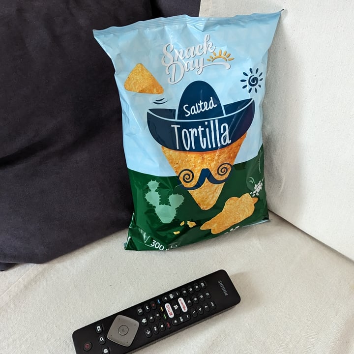 photo of Snack Day Salted tortilla shared by @serenasofia on  29 Mar 2023 - review