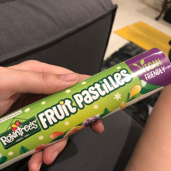 photo of Rowntree's Fruit Pastilles Giant Tube shared by @juanpadawan on  24 Dec 2022 - review