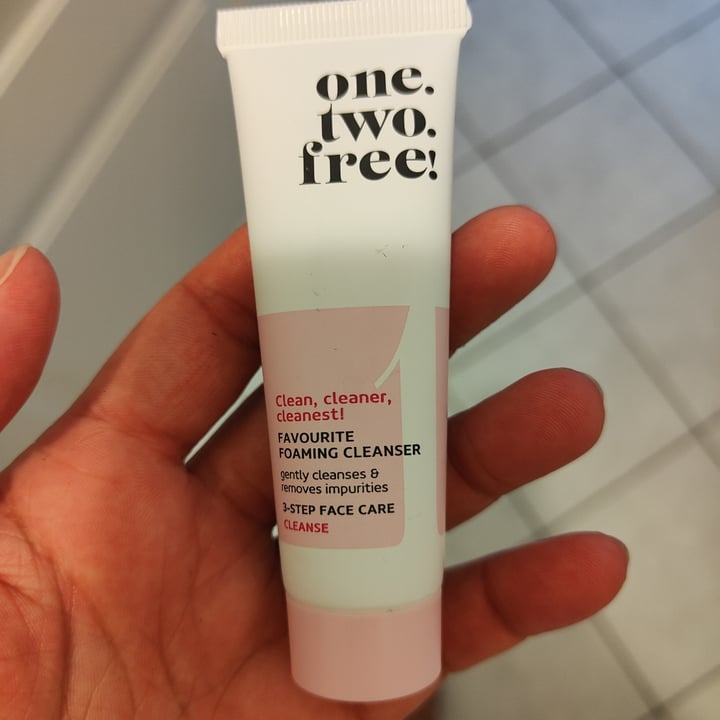 photo of One Two Free! Favourite Foaming Cleanser shared by @ilariast on  12 Aug 2023 - review