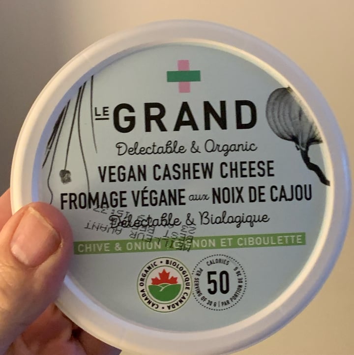photo of Le Grand Le Grand Chive & Onion Cheese Spread shared by @dansvatek on  13 Jan 2023 - review