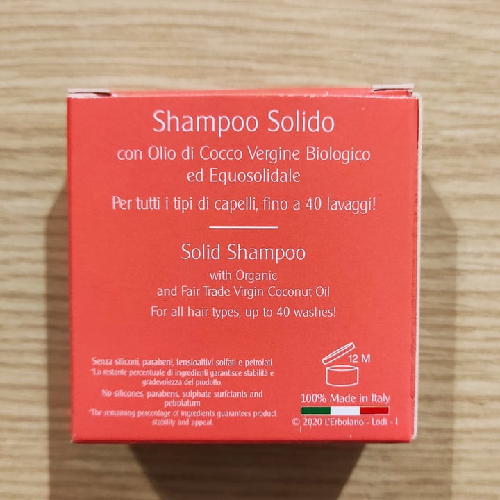 photo of L’Erbolario Cocco shampoo solido shared by @niklabelloli1 on  29 Mar 2023 - review