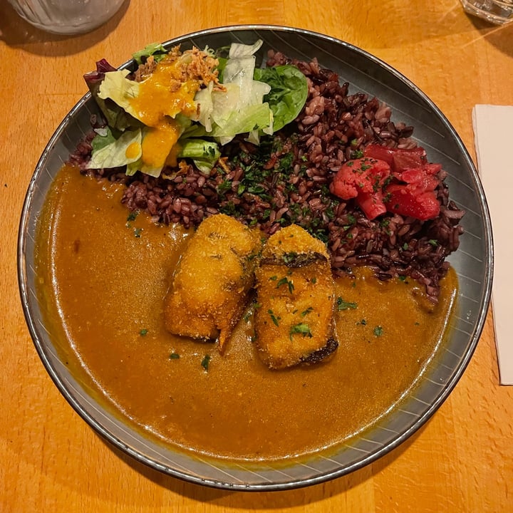 photo of Takenori Korroke Curry (Vegan) shared by @lolachalmers on  08 Apr 2023 - review