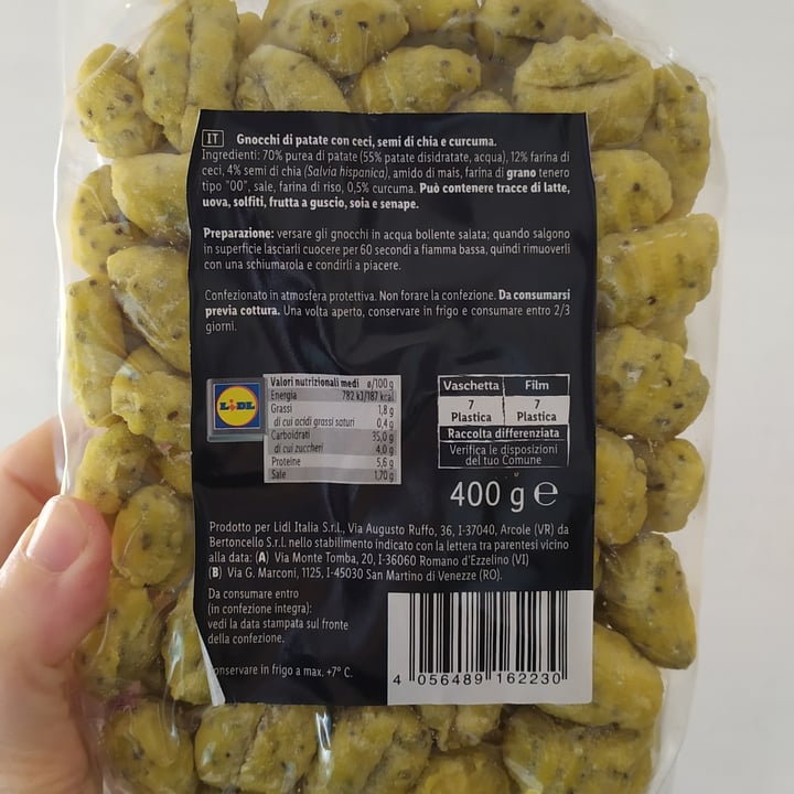 photo of Lidl Deluxe gnocchi di patate con ceci, semi di chia e curcuma shared by @pablapablita on  02 Jun 2023 - review