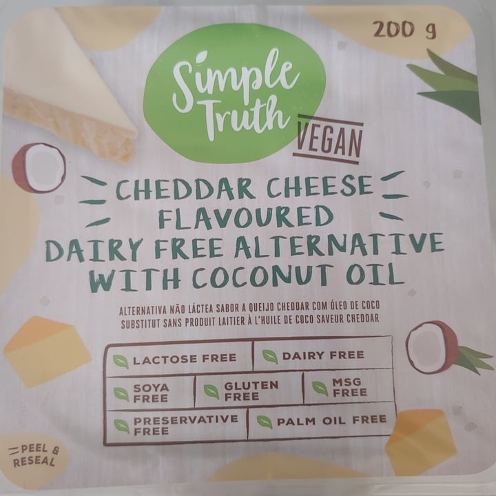 photo of Simple Truth vegan cheddar cheese shared by @veganonthesavannah on  18 Jun 2023 - review