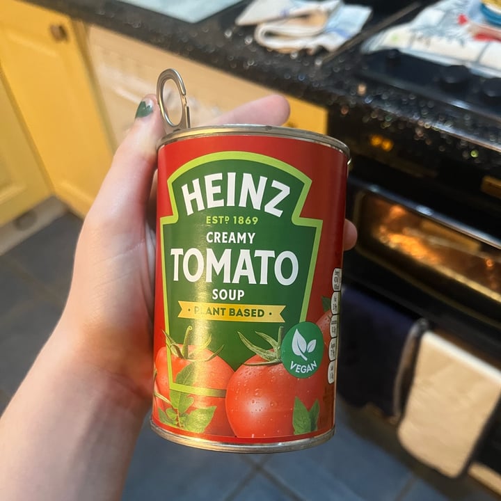 photo of Heinz Creamy Tomato Soup shared by @rhiannondiamxnd on  05 Mar 2023 - review