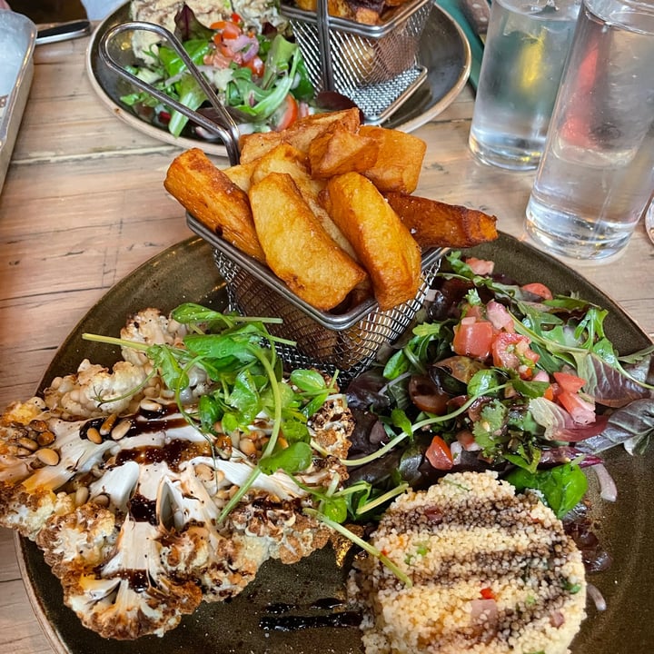 photo of The Dirty Bottles Spinach Frita, Nachos, Cauliflower Steak shared by @bethb394 on  16 Jan 2023 - review