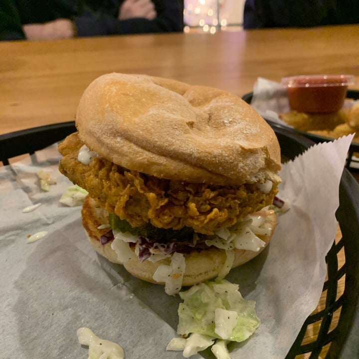 photo of Korny Vibes nashville hot chickn sandwich shared by @cayo on  19 Dec 2022 - review