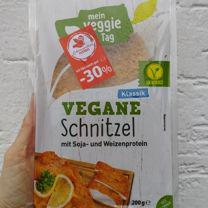 photo of Mein Veggie Tag Vegane Schnitzel klassik shared by @simpaties on  15 Jan 2023 - review