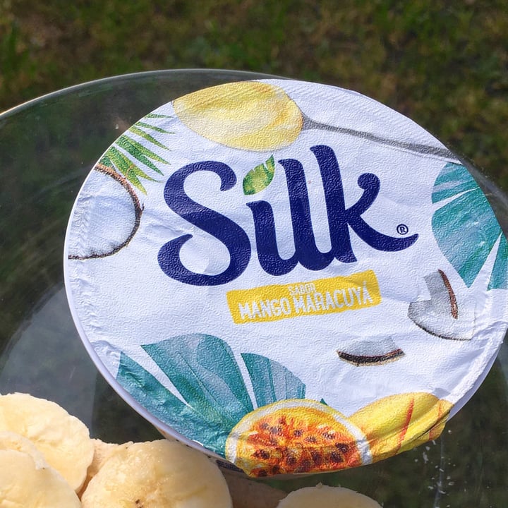 photo of Silk Yogurt de Mango y Maracuyá shared by @paulac15 on  30 Mar 2023 - review